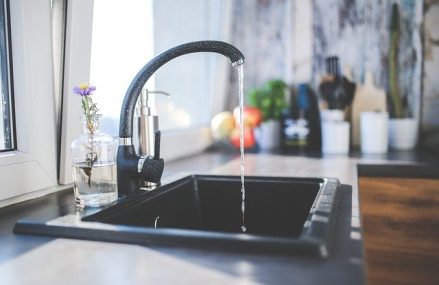 Quel prix pour une installation d&rsquo;un robinet de cuisine ?