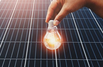 Économiser l&rsquo;électricité au quotidien : gestes à adopter