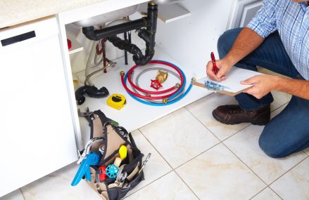 Les mythes sur la plomberie : Celles que vous devez savoir pour éviter les problèmes